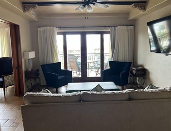 Seaside Haven: Relaxed Living at Ocean Lodge 5