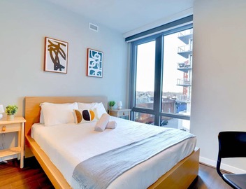 Modern Clarendon Apt Close to Metro 4