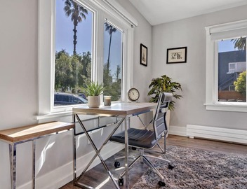 Arts District of Long Beach! Walking distance to the beach! 2