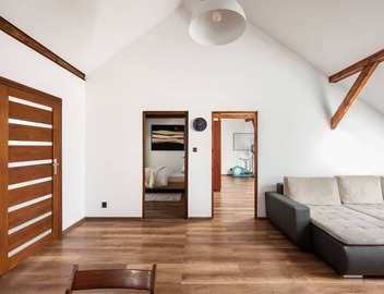 Plac Narutowicza Two-Level Apartment 4
