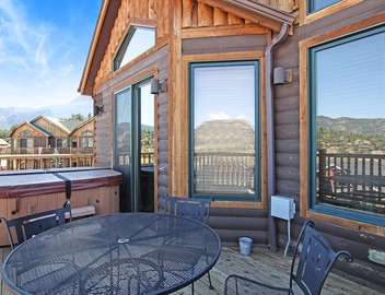 Mount Chiquita 10A - 2 Br Condo with Private Hot Tub - Lake and Mountain Views 4