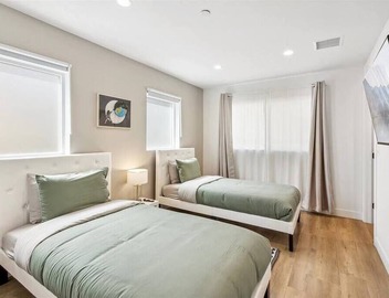 Heart of LA: Your Perfect Hollywood Stay 3