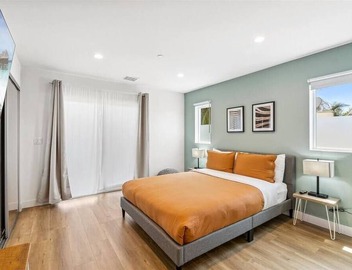 Heart of LA: Your Perfect Hollywood Stay 3