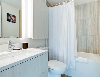 Elegant 1BR Apt with GYM near Crystal Mall 2
