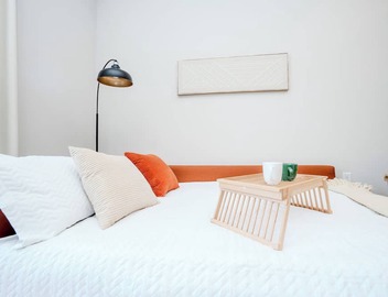 Memory Foam King Bed+Pool+Gym+Downtown Austin+Domain+Q2Stadium+FreeParking 4