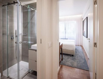 2-Bedroom Apartment w/Comfort, Balcony & Services in the Heart of Avenidas Novas 3
