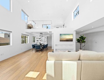 The Diamond Dune' Luxury Santa Monica Home Walk to Beach 4BR Parking 2 Balconies 4
