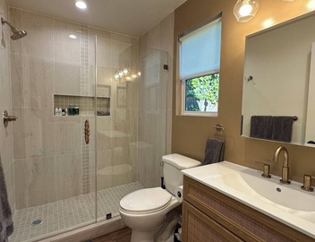 Private Gated 1 Bedroom, 1 Bathroom Small House in Glassell Park, Los Angeles 3