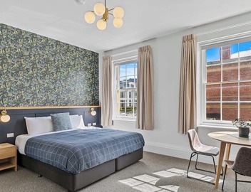 Portsea Place Hobart - designer studio + parking 4