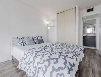 Top Luxury ~ Condo ~ Mississauga ~ Pool ~ Gym 3
