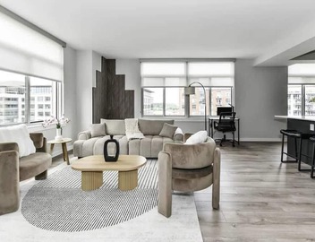 2BR Urban Retreat | Gym, Prkng & Scenic Rooftop 5