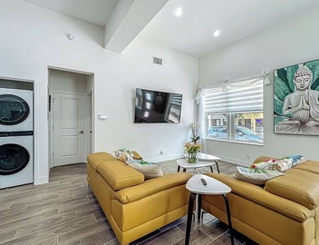 Amazing Walkability, Thornton Park suburb of Downtown Orlando walk to everything 2