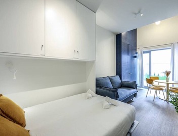 Chic Studio Steps from Gran Vía, Madrid 2