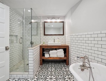 6BR Boston Home | Near T 2