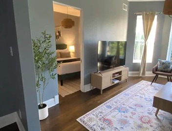 Luxurious 3 Bedroom Apartment in Chicago 4