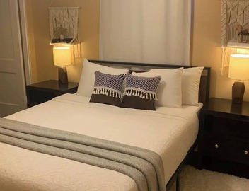 Serene 3-bedroom apartment in Chicago 2