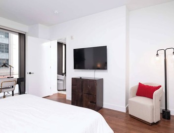 Back-Bay Upscale Central Condo Rooftop & Parking 5