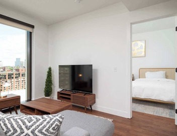 Back-Bay Lux Central 2BR Condo with Rooftop and Parking 3