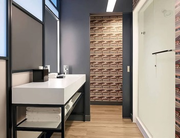 Relaxing Couple Pet-Friendly Stay | Seafood & Portland Attractions 2