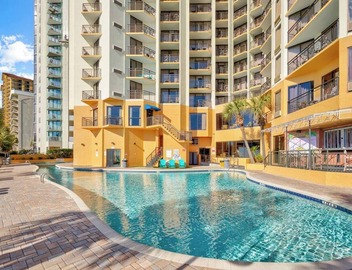 Oceanfront balcony. Dog-devoted stay. King bed + fireplace. Indoor pool, hot tubs & lazy river. Walkable to dining. VIP pup kit included. Sleeps 2–4. Ideal for couples or small families. Washer/Dryer in building. A Salty Paw Rentals Property 5