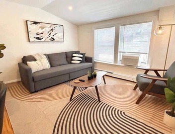 High-End Condo with Modern Flair 5