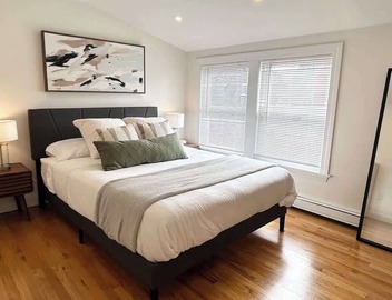 High-End Condo with Modern Flair 5