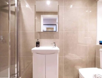 Niru Experience Jewel of Ifield Road 3
