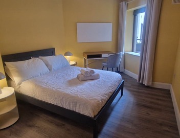Upgraded & Slick 2BD, Heart of City @ Christchurch 3