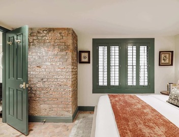 The Estella | 6BR Mansion Suite, Shared Pool & Spa 4