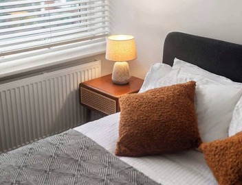 Brand NEW 2 BR Fulham Apt Nr Tube Station COZY 3