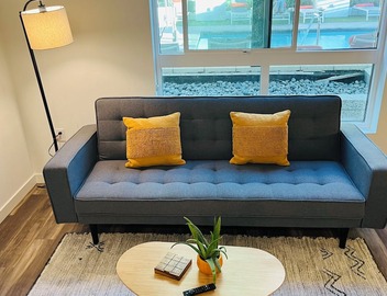 Home in Hollywood ,free parking , gym ,jacuzzi ,Rooftop, best location 5
