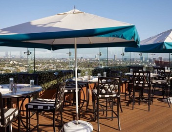 Metropolitan One Bedroom Suite at The London West Hollywood, Free Breakfast 5