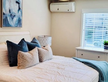 Stylish & Cozy 1BR Retreat Perfect for Work & Travel Prime Location! 2