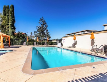 Peaceful & Gated 2 King Bd 2 Bth, 1 Gig WiFi near CLU, FSAC & Proactive Sports 5