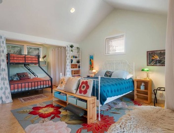 Custom Charm! Central - Office & Peaceful yard! 3