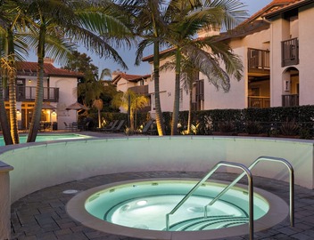 Close to Beach w/Patio & Resort Amenities | The Point at Corniche | STR16-0458 5