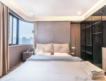 Sunny Abode 3Bedroom Located in Huangpu and 100 meters from the subway station 3
