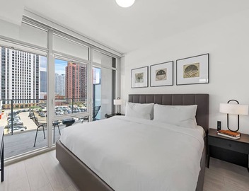 Luxury Suites in Chicago's West Loop – Modern Comfort Meets Vibrant City Life 3
