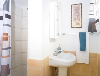 Private 1BR w/Yard & King Bed | Simi Valley 2