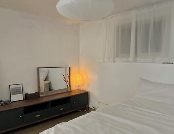 4 minutes walk from Gyeongbokgung Station | Korean traditional house| 3BR 2