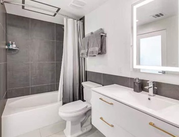 Chic DTLA 1-bedroom sleeps 4 with Rooftop Pool and Free Parking 5