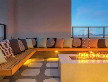 Boulevard Stays Modern Highrise STU Sky Pool, Gym 08 5