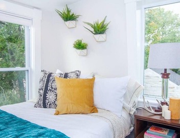 Cozy Duplex | Near T 2