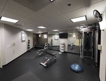 2 Units - Resort-Style Stay Near Disneyland, OC Beaches & Anaheim Convention 4
