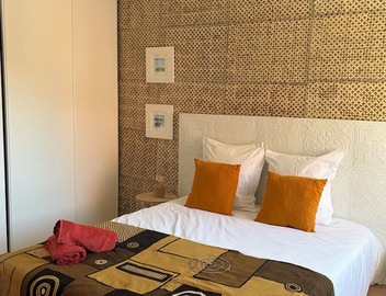Stylish Apartment - 5 Min Walk to Center 2