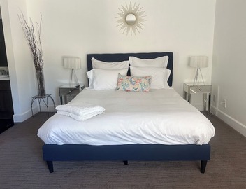 2-bedroom Condo in Heart of Downtown Calabasas 4
