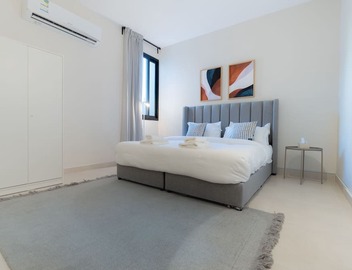 Modern Apartment in the Heart of Al Ghadir 4