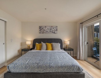 Stylish 2BR Penthouse with Parking & Pool! 3
