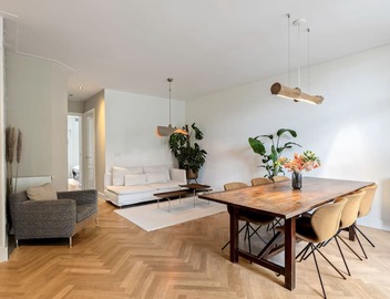 Elegant and stylish apartment just steps from Oosterpark, perfect for a relaxing Amsterdam stay. 4