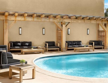Best Value, Quality Stay! Pool, Dog-friendly, Walk to Lake Calabasas Park 2